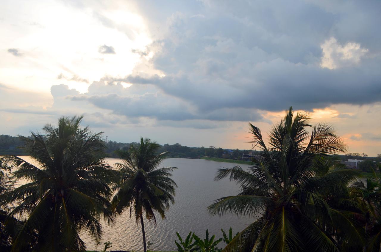 Diamond Lake Tourist Rest Anuradhapura Exteriör bild